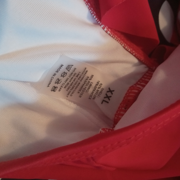 High rise swim suit - Picture 2 of 3